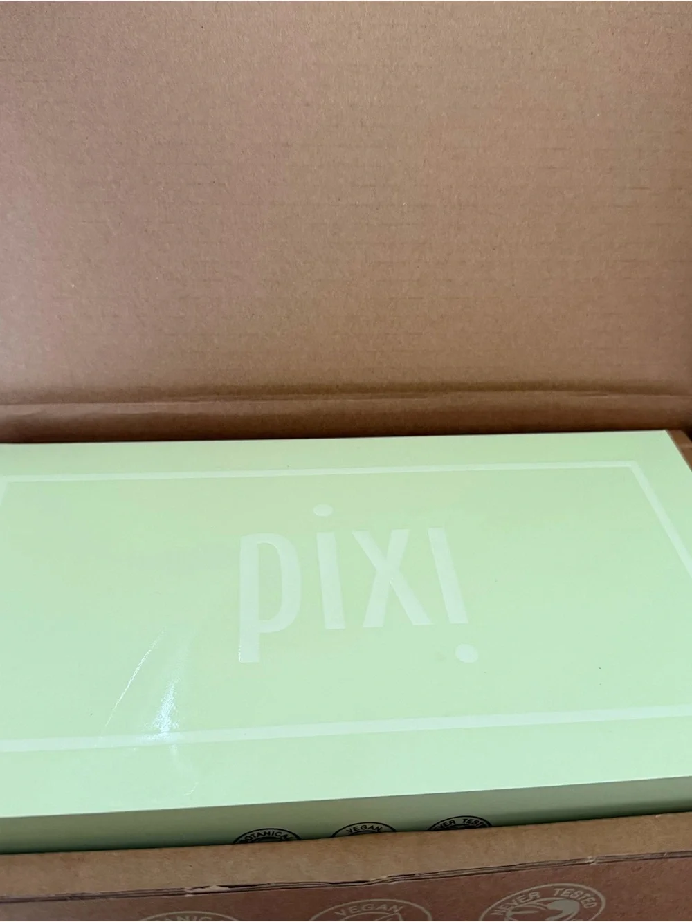 Pixi LiquidGlow Dewy Tint - Pink Shades